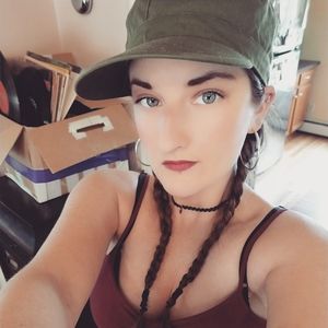 Meet your Posher, Amanda